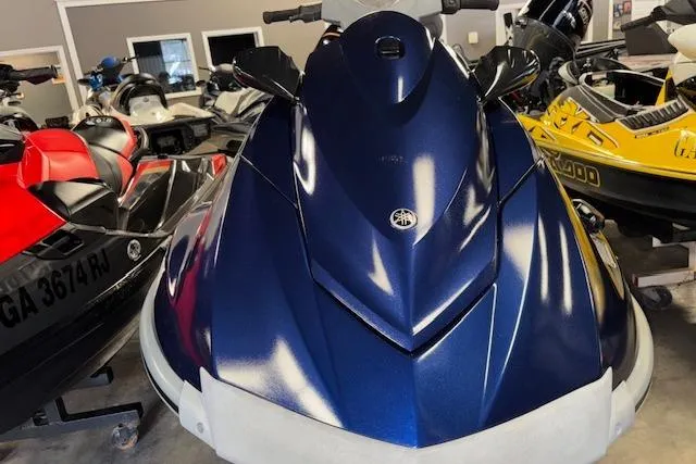 Slide: The Image of 2013 Yamaha WaveRunner VX Cruiser in showroom, blue color, front view. - 4