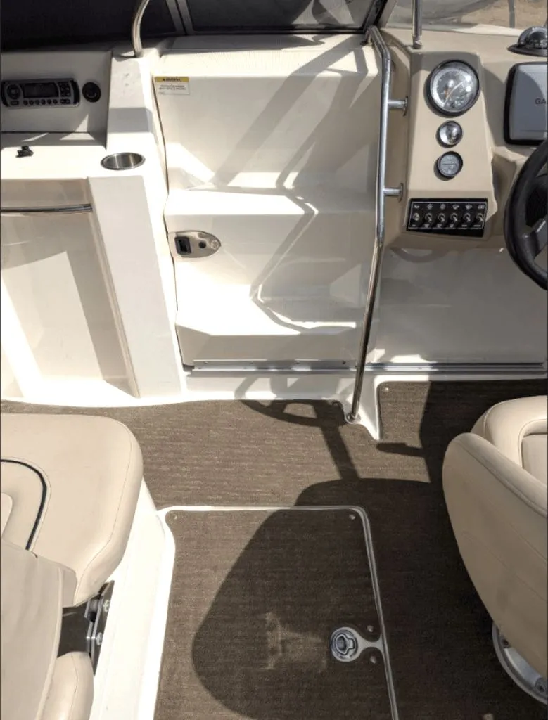 Slide: The Image of Bayliner Overnighter 642CD 2014 - 4