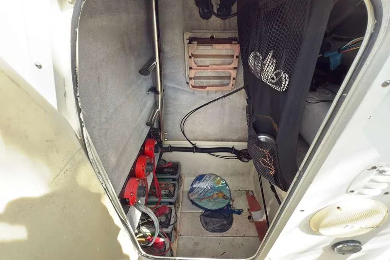 Slide: The Image of Interior view of a 2003 Hydra-Sports Vector 2400 CC boat storage compartment. - 46