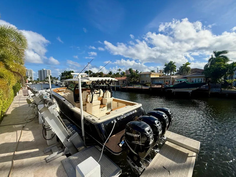 Slide: The Image of Scout 420 LXF 2021 - 21