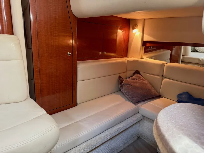 Slide: The Image of Sea Ray Sundancer 320 2003 - 15