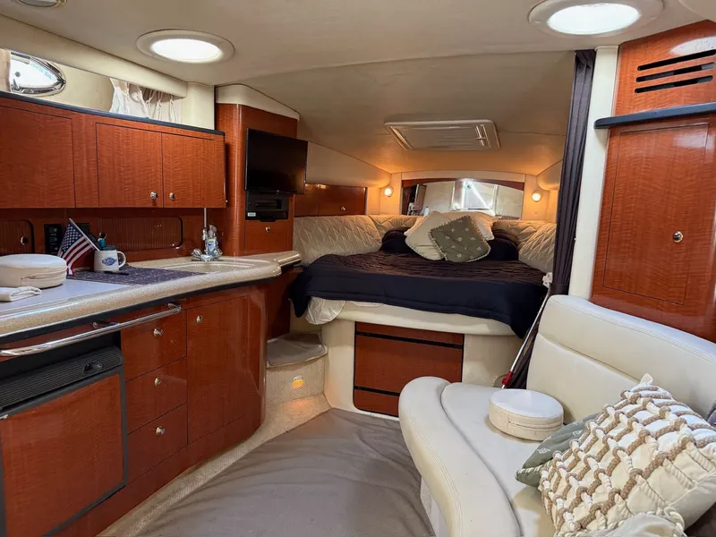 Slide: The Image of Sea Ray Sundancer 320 2003 - 8