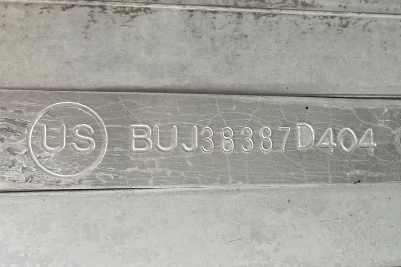 Slide: The Image of Hull identification number on a 2004 Sun Tracker Party Barge 21. - 23