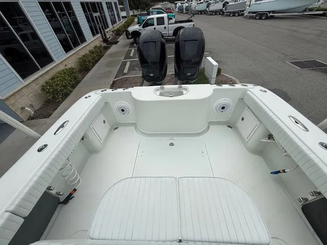 Slide: The Image of Yellowfin 34 Offshore 2007 - 16