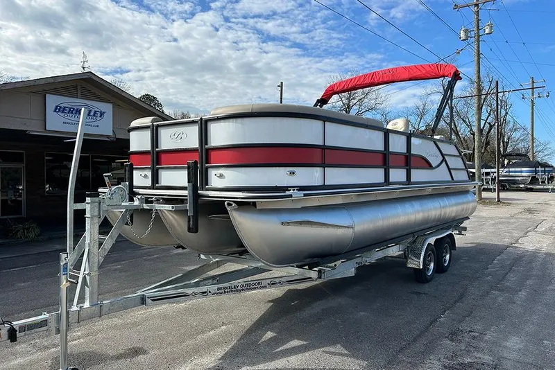 Slide: The Image of 2026 Bentley Pontoons Legacy 223 Swingback on trailer at dealership. - 4