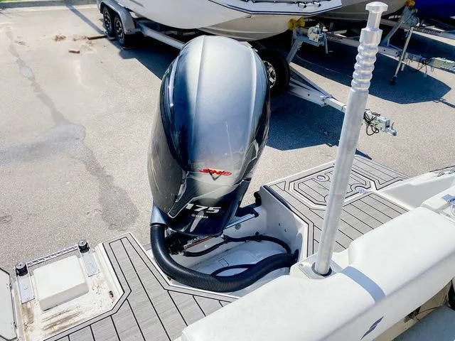 Slide: The Image of Starcraft SVX 211 OB 2024 - 9