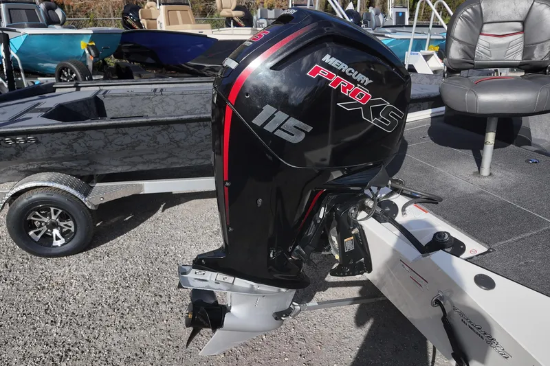 Slide: The Image of 2021 Tracker Pro Team 190 TX with Mercury 115 Pro XS outboard motor. - 16