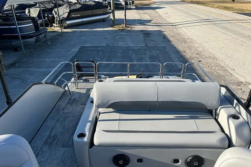 Slide: The Image of 2026 Bentley Pontoons Fish 243 Swingback with spacious seating and modern design. - 26