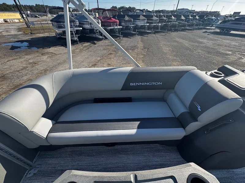 Slide: The Image of Bennington 22SSRSF 2026 - 15