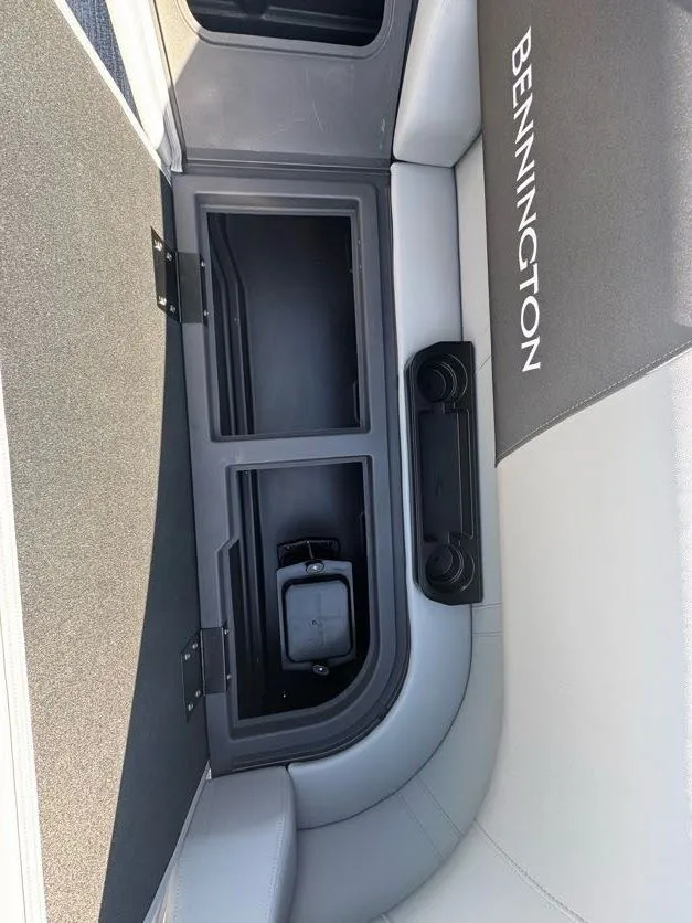 Slide: The Image of Bennington 22SSRSF 2026 - 22