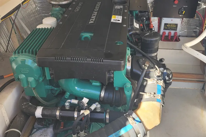 Slide: The Image of Volvo Penta engine in 2015 Fortier 30 boat, detailed view of engine compartment. - 40