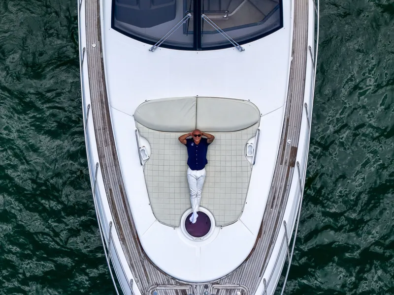 Slide: The Image of Azimut 64 2012 - 32
