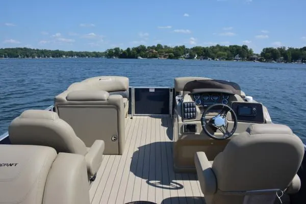 Slide: The Image of Manufacturer Provided Image: Manufacturer Provided Image: Manufacturer Provided Image - 6