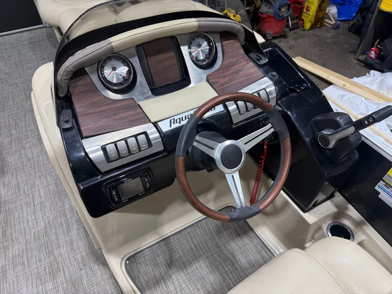 Slide: The Image of Godfrey 200 Cruise Pontoon & Yamaha 90HP 4-Stroke EFI 2016 - 11