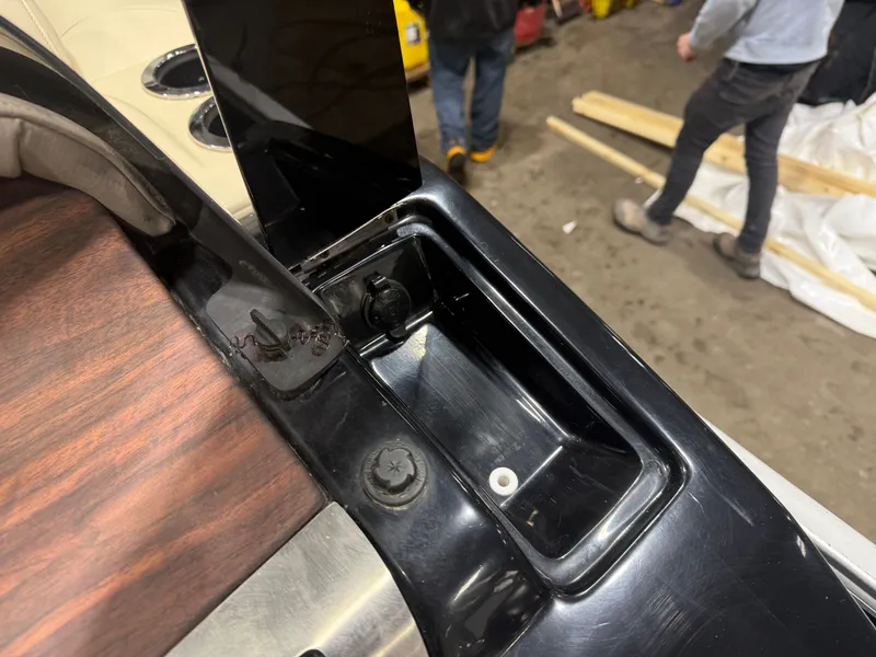 Slide: The Image of Godfrey 200 Cruise Pontoon & Yamaha 90HP 4-Stroke EFI 2016 - 16