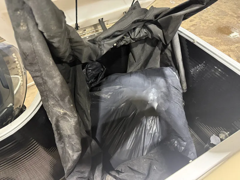 Slide: The Image of Godfrey 200 Cruise Pontoon & Yamaha 90HP 4-Stroke EFI 2016 - 20