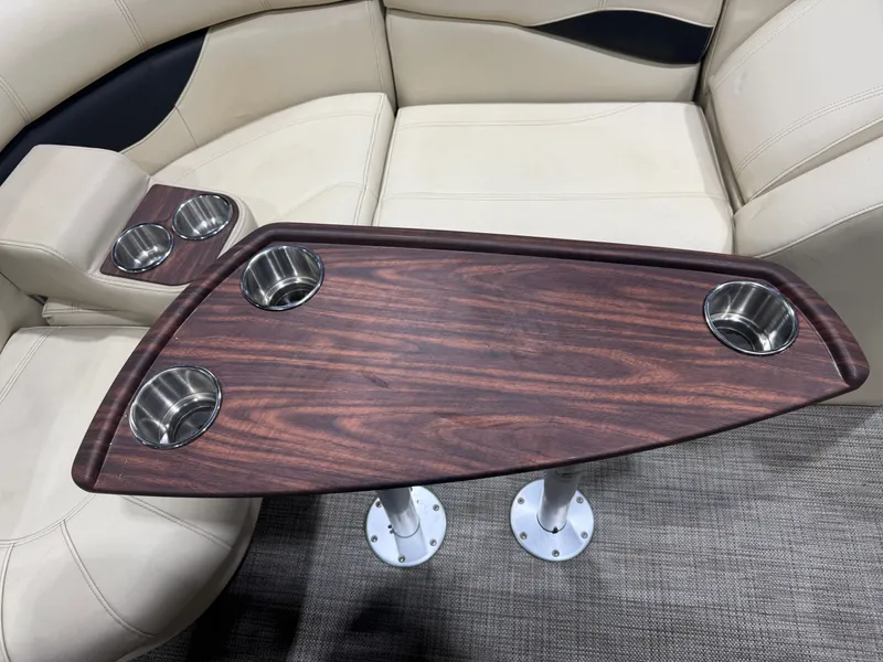 Slide: The Image of Godfrey 200 Cruise Pontoon & Yamaha 90HP 4-Stroke EFI 2016 - 24