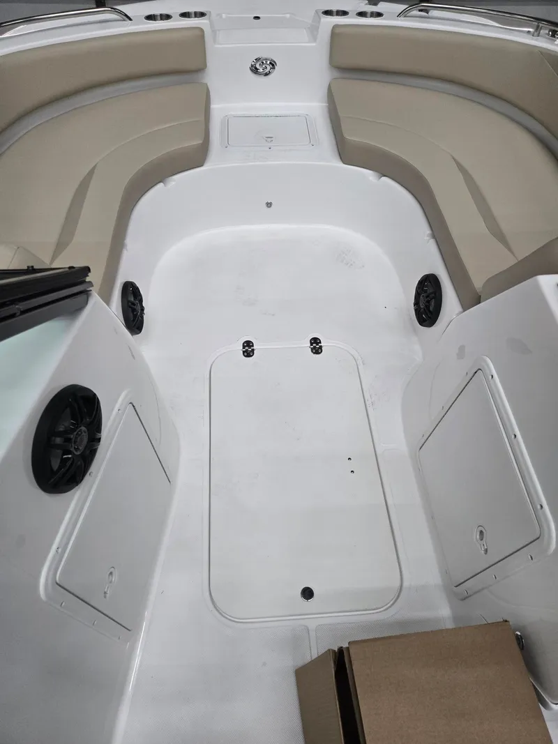 Slide: The Image of Hurricane SD187-IO 2026 - 14