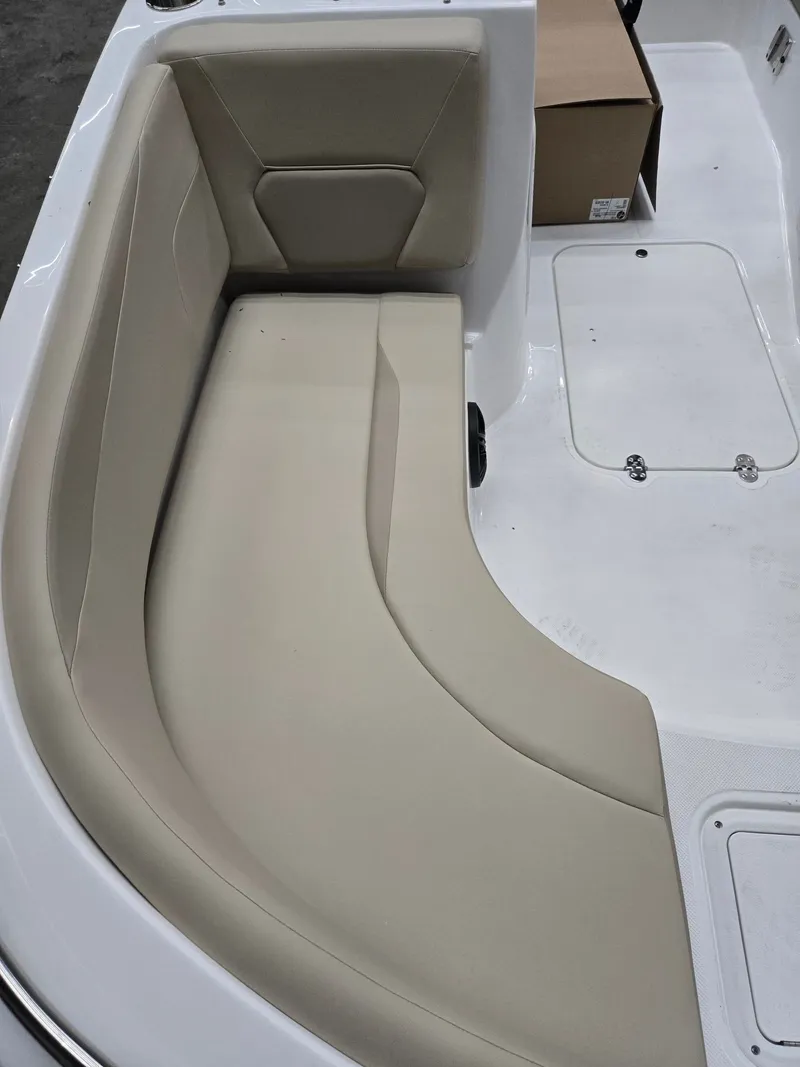 Slide: The Image of Hurricane SD187-IO 2026 - 18