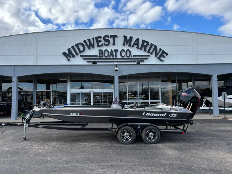 The Image of WeldBilt Weld Legend 2070 SSV 2022 - 1