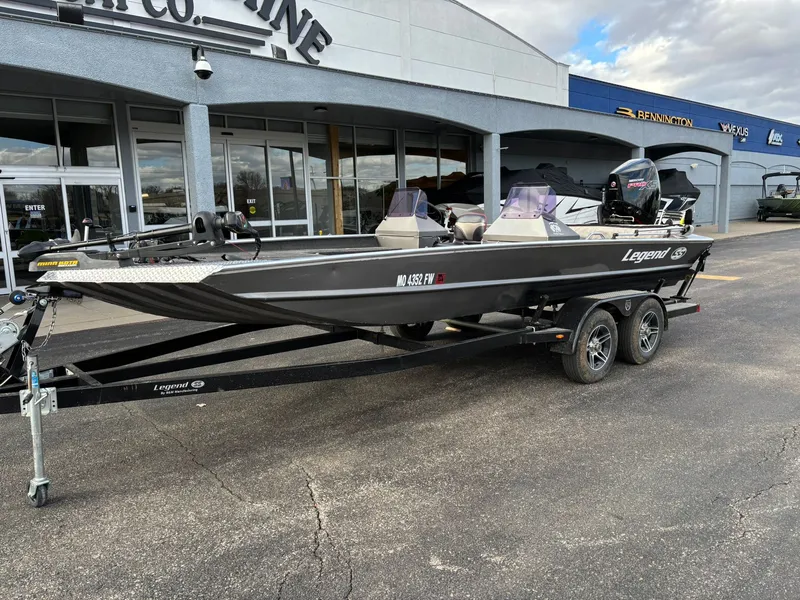 Slide: The Image of WeldBilt Weld Legend 2070 SSV 2022 - 13