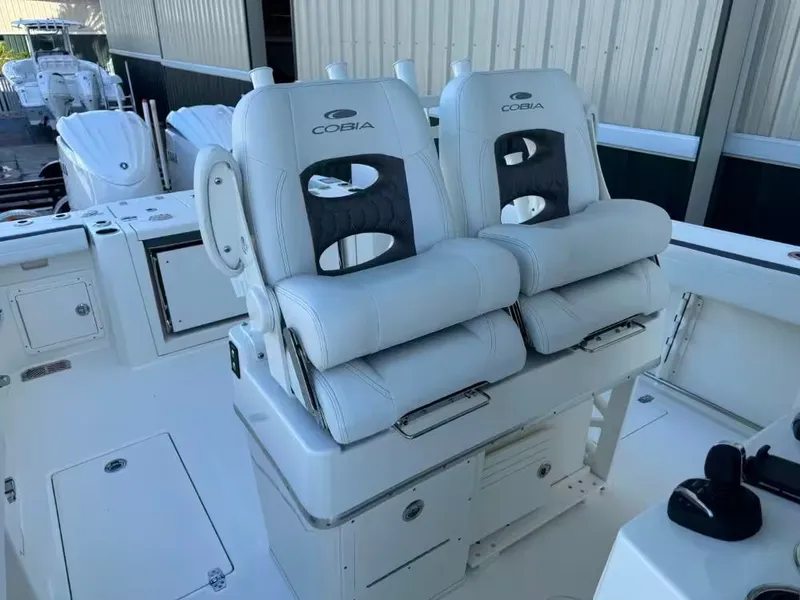 Slide: The Image of Cobia 285 Open Center Console 2026 - 4