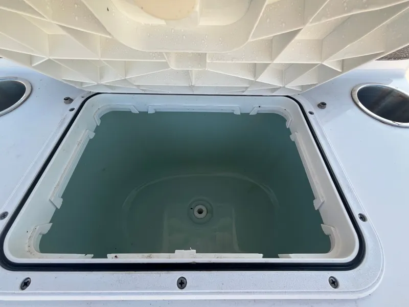 Slide: The Image of Sea Pro 230 2024 - 20