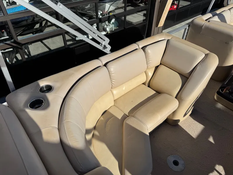 Slide: The Image of Bennington 2575 QCW I/O 2010 - 12