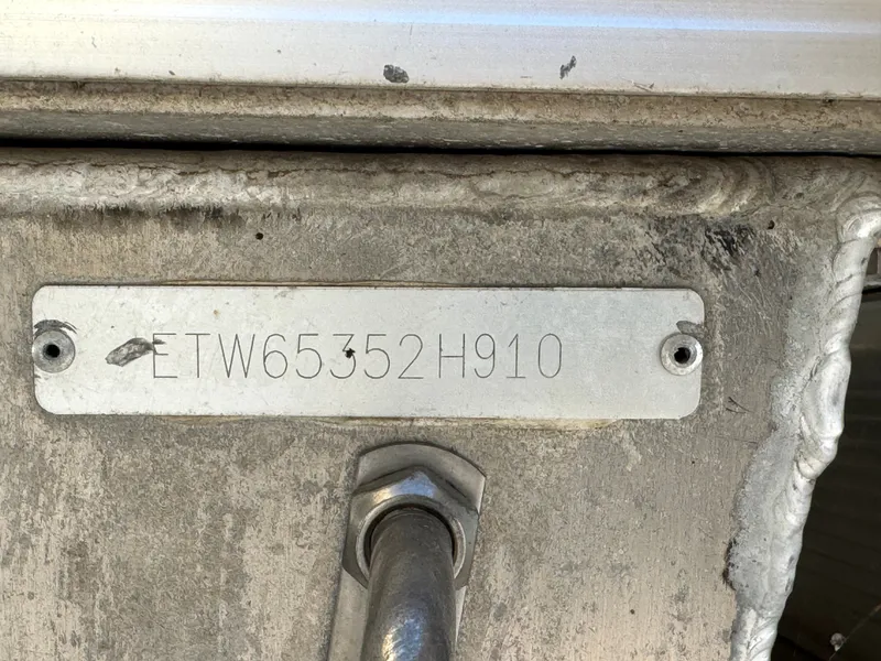 Slide: The Image of Bennington 2575 QCW I/O 2010 - 18