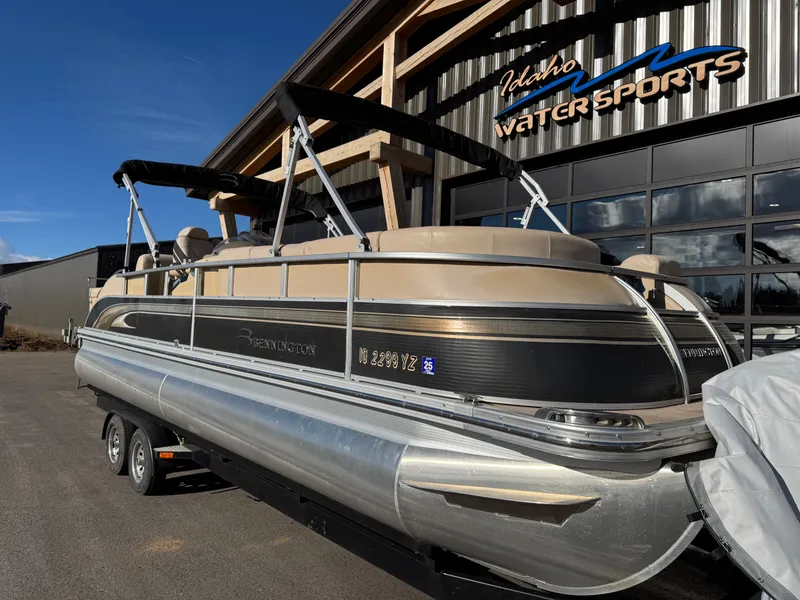 Slide: The Image of Bennington 2575 QCW I/O 2010 - 8