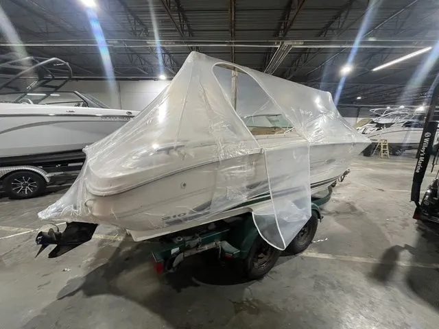 Slide: The Image of Sea Ray 210 Bow Rider 2001 - 3