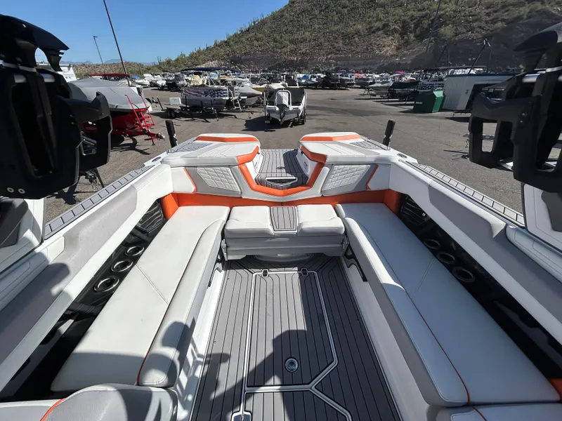 Slide: The Image of Nautique G25 2021 - 4