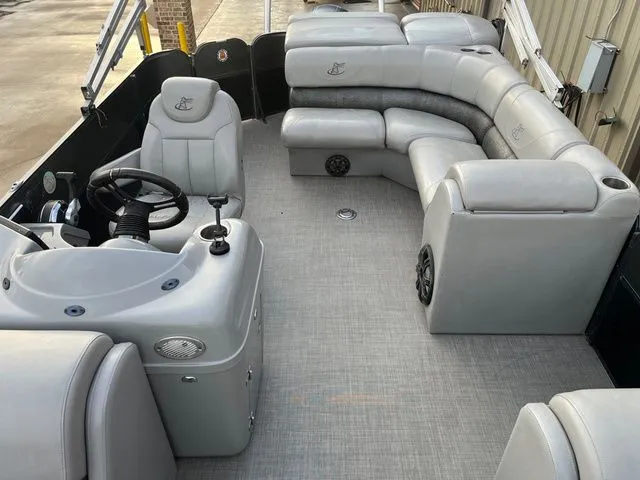 Slide: The Image of Misty Harbor 2285CS 2016 - 13