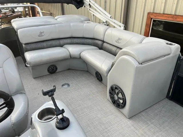 Slide: The Image of Misty Harbor 2285CS 2016 - 14