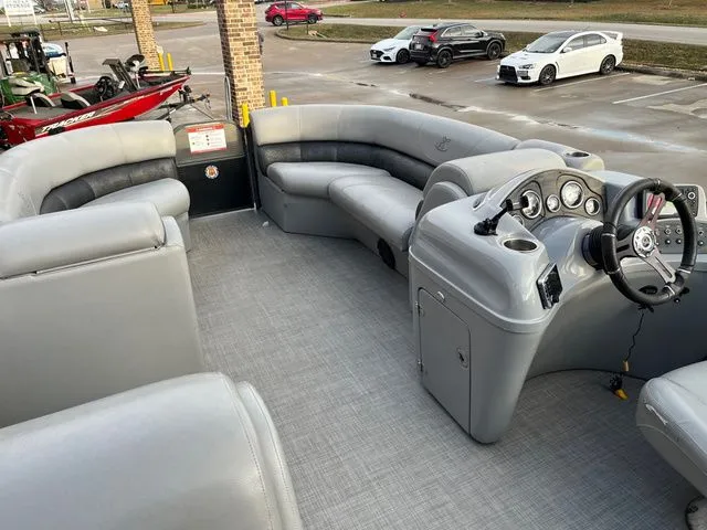 Slide: The Image of Misty Harbor 2285CS 2016 - 15