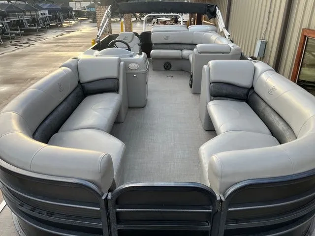 Slide: The Image of Misty Harbor 2285CS 2016 - 5