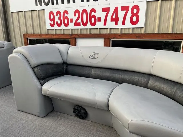 Slide: The Image of Misty Harbor 2285CS 2016 - 7