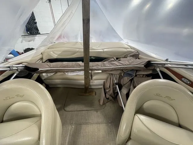 Slide: The Image of Sea Ray 210 Bow Rider 2001 - 12