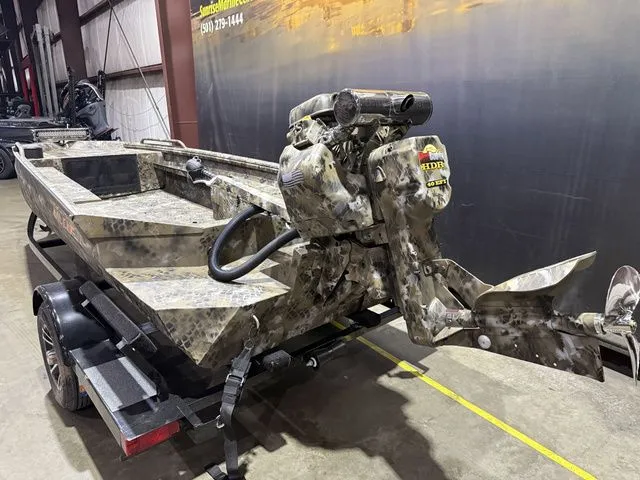 Slide: The Image of Excel 1751 Shallow Water F4 W/Mud Buddy HDR 40 Timber Ki 2026 - 4