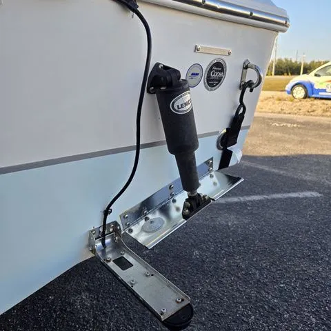 Slide: The Image of Sea Hunt Ultra 225 2015 - 21