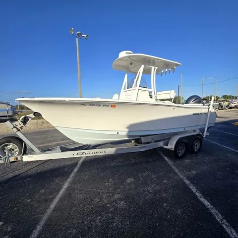 Slide: The Image of Sea Hunt Ultra 225 2015 - 5