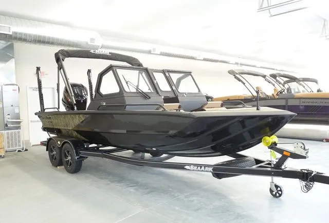 Slide: The Image of SeaArk ProCat 200 2026 - 3