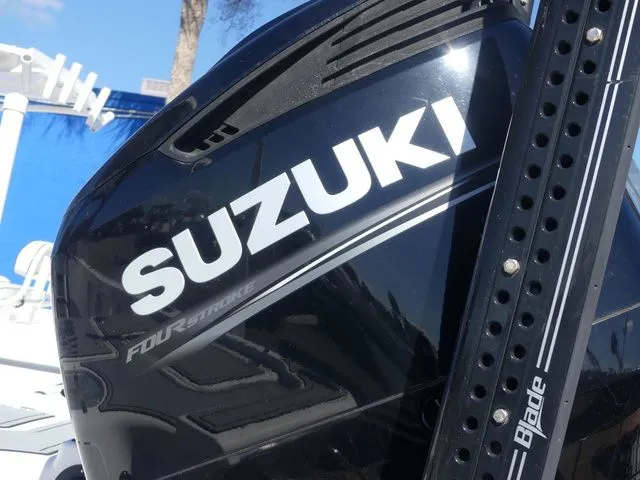 Slide: The Image of Sea Pro 248 2021 - 11