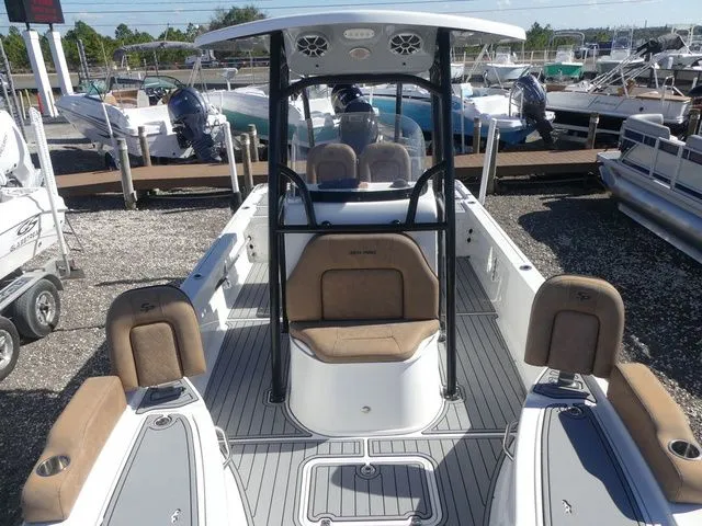 Slide: The Image of Sea Pro 248 2021 - 16