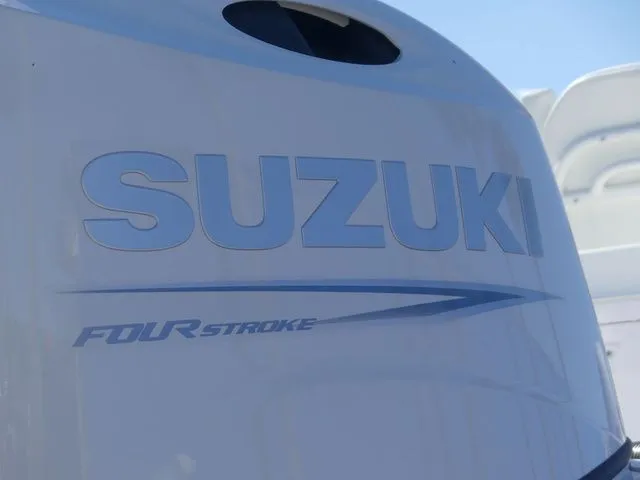 Slide: The Image of Twin Vee 240 GFX2 2026 - 11