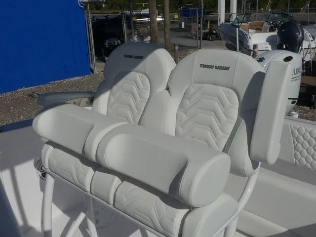 Slide: The Image of Twin Vee 240 GFX2 2026 - 19