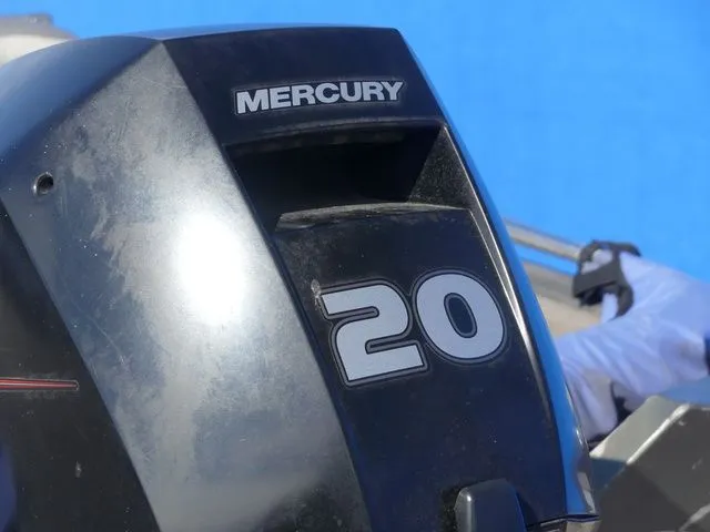 Slide: The Image of Tracker Pro Team 175 2004 - 10