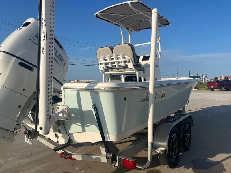 Slide: The Image of Sea Pro 230 2024 - 8