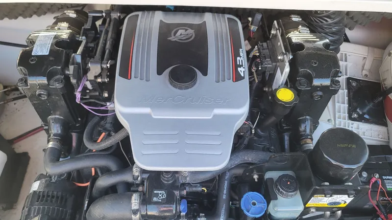 Slide: The Image of Tahoe Q5i 2012 - 16