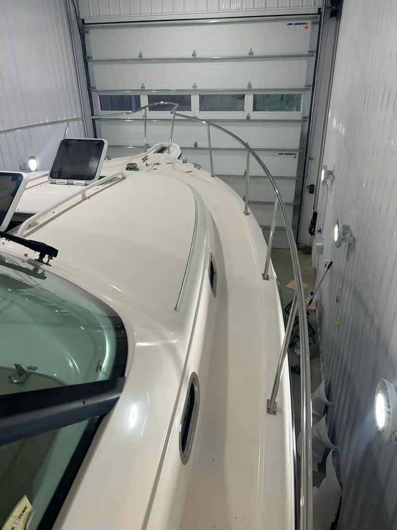 Slide: The Image of Pursuit OS 385 Offshore 2016 - 29